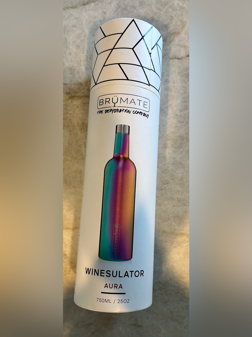 BrüMate Winesulator 25oz Aura Insulated Wine Bottle NWT